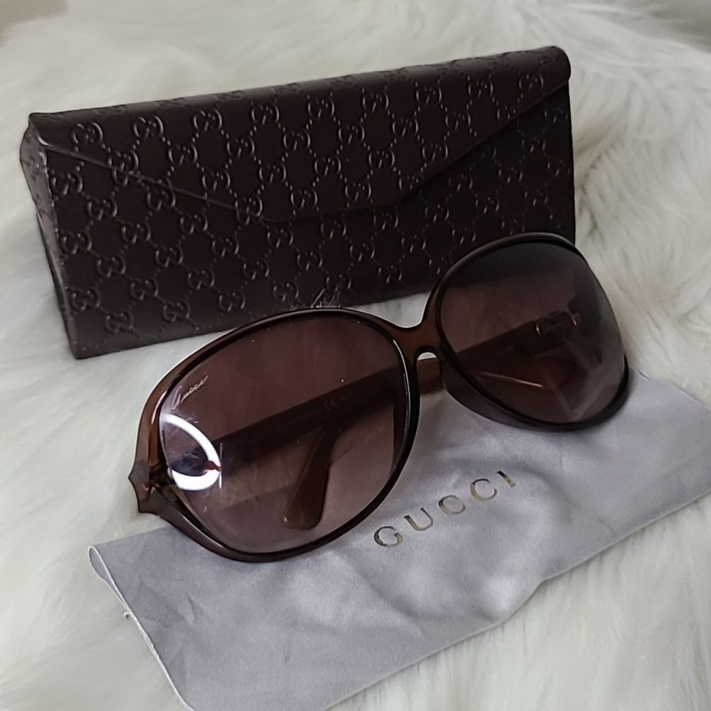 💯 Authentic Gucci Sunglasses 🍀 - Picture 10 of 12